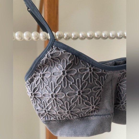 NWT Kids Art Class Floral Bralette - Picture 4 of 4